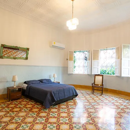 Casa Colonial En Manga Holiday home