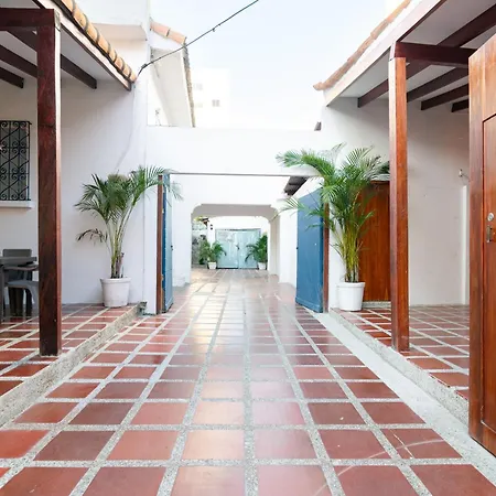Casa Colonial En Manga Holiday home *