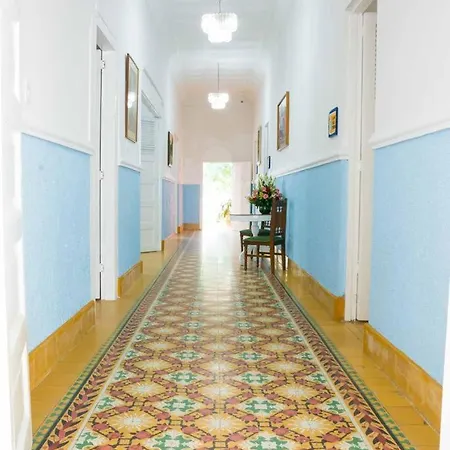 Casa Colonial En Manga Holiday home